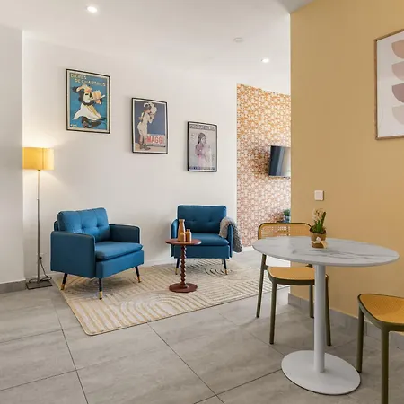 Апартаменты Renting - Risso - Cocoon Design Massena Paillon Balcony View & Lift